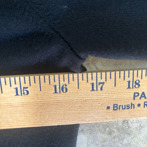 Banana Republic Merino Wool Black Classic Cardigan Sweater, Gold Buttons Size M - Picture 7 of 8